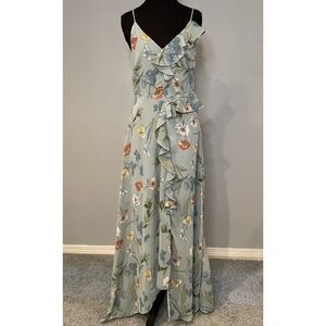 ASTR the Label Sienna Floral Print Maxi Dress‎ in Sage Multi, Size Medium